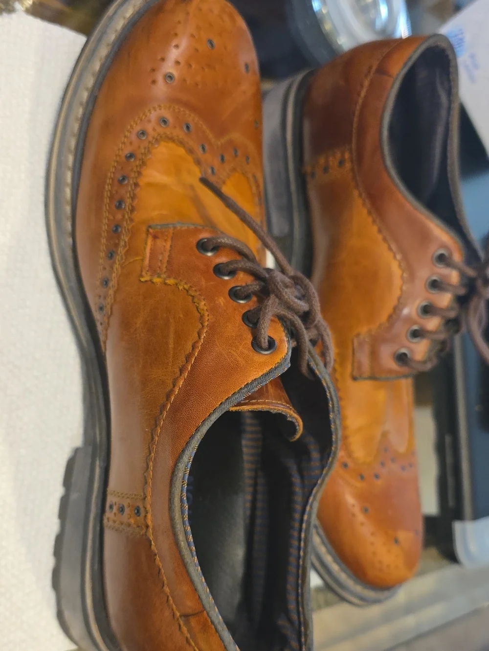 Kenneth Cole Reaction Tan Leather Wingtip Oxfords